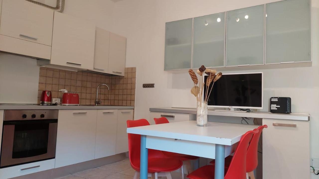 Casa Vacanze I Leoni Empoli Ngoại thất bức ảnh